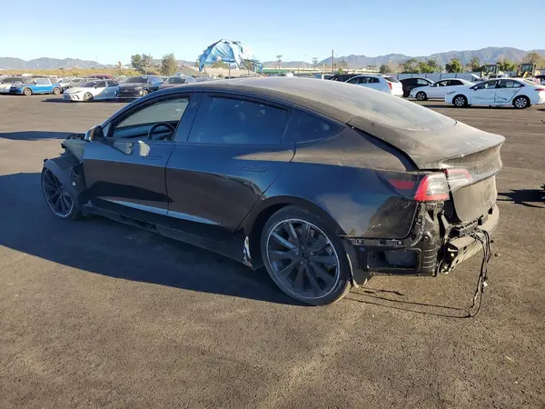 5YJ3E1EB8JF067267 2018 TESLA MODEL 3 - Image 2