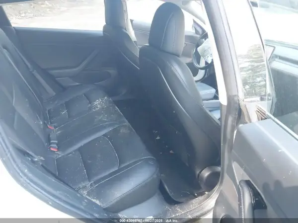 5YJ3E1EB8JF067799 2018 TESLA MODEL 3 - Image 8
