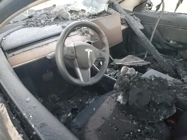 5YJ3E1EB8JF068404 2018 TESLA MODEL 3 - Image 8