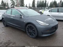 5YJ3E1EB8JF069116 2018 TESLA MODEL 3