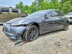 5YJ3E1EB8JF073621 2018 TESLA MODEL 3