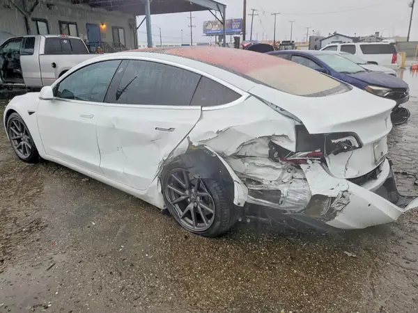 5YJ3E1EB8JF073862 2018 TESLA MODEL 3 - Image 2
