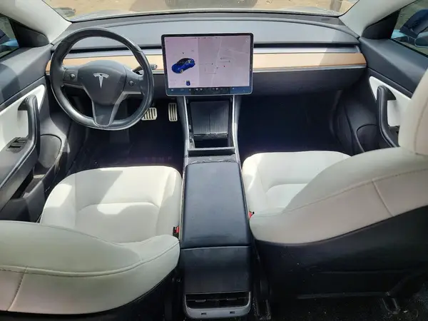 5YJ3E1EB8JF074199 2018 TESLA MODEL 3 - Image 8