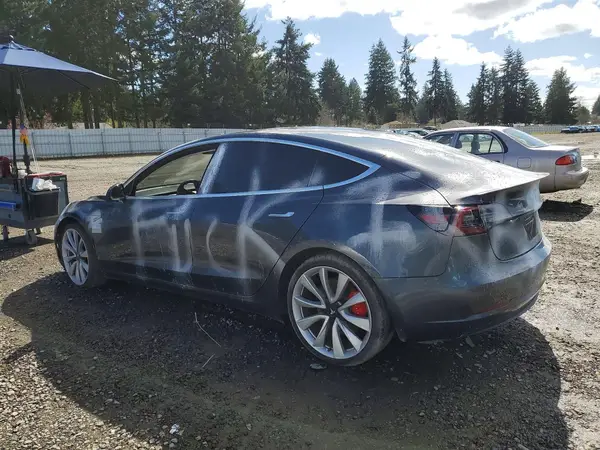 5YJ3E1EB8JF074414 2018 TESLA MODEL 3 - Image 2