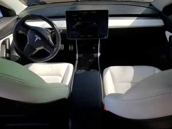 5YJ3E1EB8JF074414 2018 TESLA MODEL 3 - Image 8