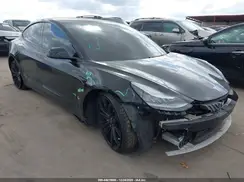 5YJ3E1EB8JF078723 2018 TESLA MODEL 3