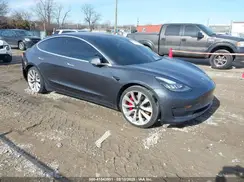 5YJ3E1EB8JF079869 2018 TESLA MODEL 3