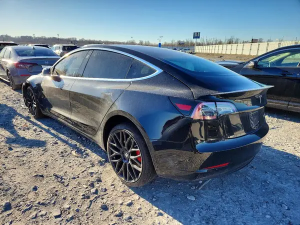 5YJ3E1EB8JF081654 2018 TESLA MODEL 3 - Image 2
