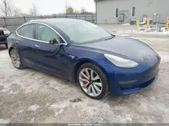 5YJ3E1EB8JF081833 2018 TESLA MODEL 3
