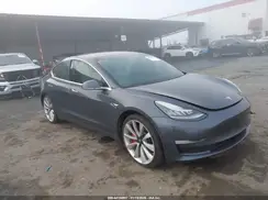 5YJ3E1EB8JF081931 2018 TESLA MODEL 3