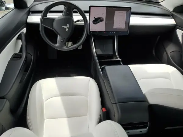 5YJ3E1EB8JF082304 2018 TESLA MODEL 3 - Image 8