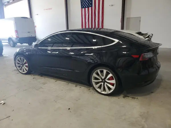 5YJ3E1EB8JF082674 2018 TESLA MODEL 3 - Image 2