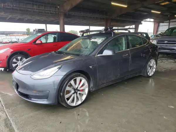 5YJ3E1EB8JF083081 2018 TESLA MODEL 3 - Image 1