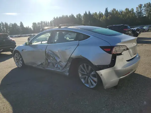 5YJ3E1EB8JF084327 2018 TESLA MODEL 3 - Image 2