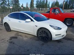 5YJ3E1EB8JF085395 2018 TESLA MODEL 3