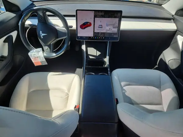 5YJ3E1EB8JF085428 2018 TESLA MODEL 3 - Image 8