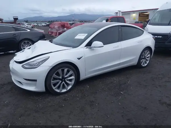 5YJ3E1EB8JF088796 2018 TESLA MODEL 3 - Image 2