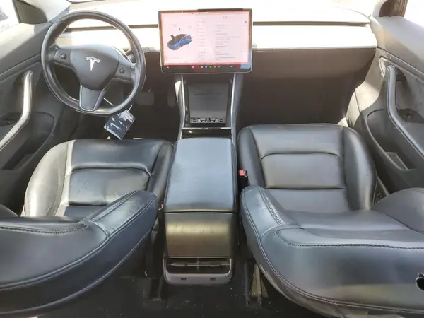 5YJ3E1EB8JF090094 2018 TESLA MODEL 3 - Image 8