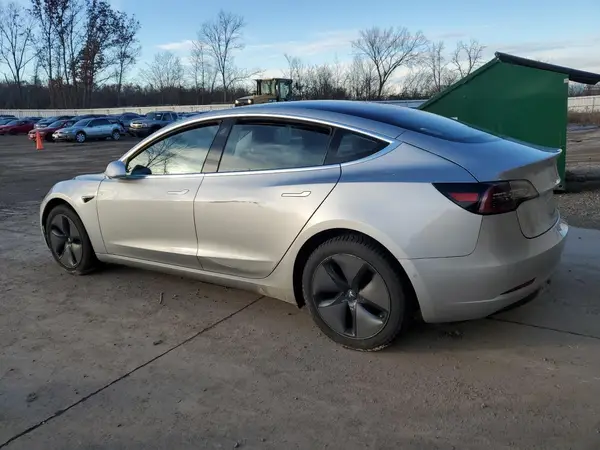 5YJ3E1EB8JF091083 2018 TESLA MODEL 3 - Image 2
