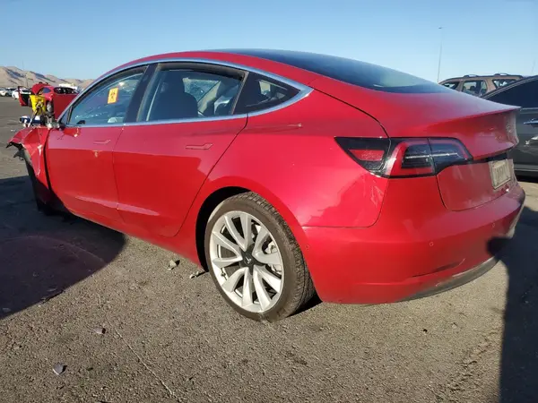 5YJ3E1EB8JF091651 2018 TESLA MODEL 3 - Image 2