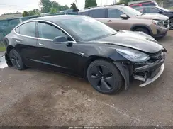 5YJ3E1EB8JF093948 2018 TESLA MODEL 3