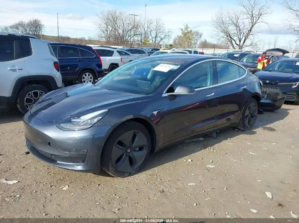 5YJ3E1EB8JF094131 2018 TESLA MODEL 3 - Image 2