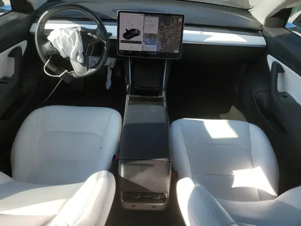 5YJ3E1EB8JF099152 2018 TESLA MODEL 3 - Image 8