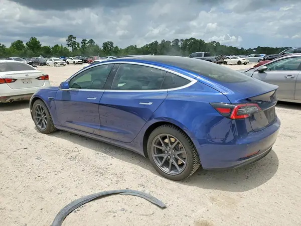 5YJ3E1EB8JF099832 2018 TESLA MODEL 3 - Image 2