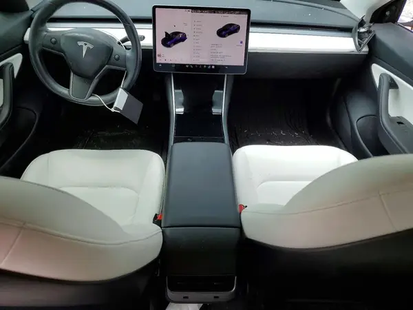 5YJ3E1EB8JF099832 2018 TESLA MODEL 3 - Image 8
