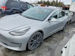 5YJ3E1EB8JF106973 2018 TESLA MODEL 3