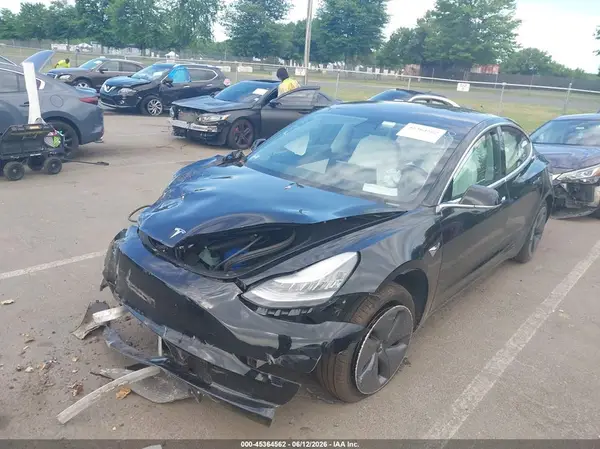 5YJ3E1EB8JF112871 2018 TESLA MODEL 3 - Image 2