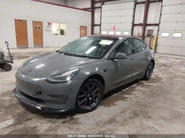 5YJ3E1EB8JF113566 2018 TESLA MODEL 3 - Image 2