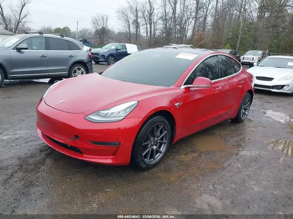 5YJ3E1EB8JF114622 2018 TESLA MODEL 3 - Image 2