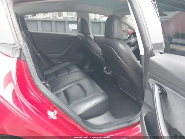 5YJ3E1EB8JF114622 2018 TESLA MODEL 3 - Image 8