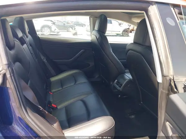 5YJ3E1EB8JF114880 2018 TESLA MODEL 3 - Image 8
