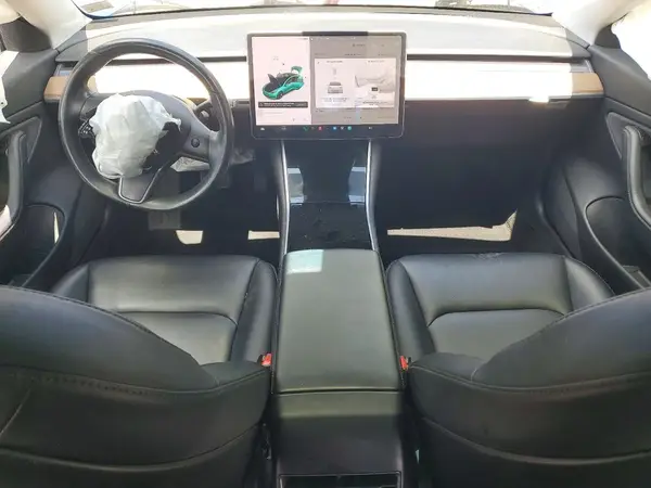5YJ3E1EB8JF114961 2018 TESLA MODEL 3 - Image 8