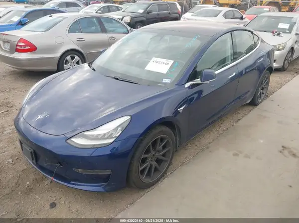 5YJ3E1EB8JF115186 2018 TESLA MODEL 3 - Image 2