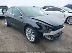 5YJ3E1EB8JF116645 2018 TESLA MODEL 3