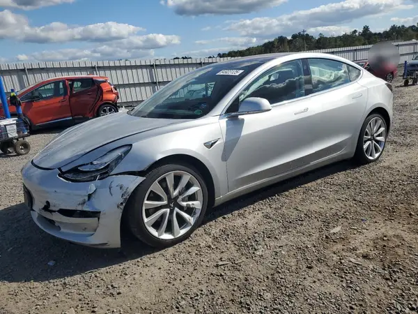 5YJ3E1EB8JF116984 2018 TESLA MODEL 3 - Image 1