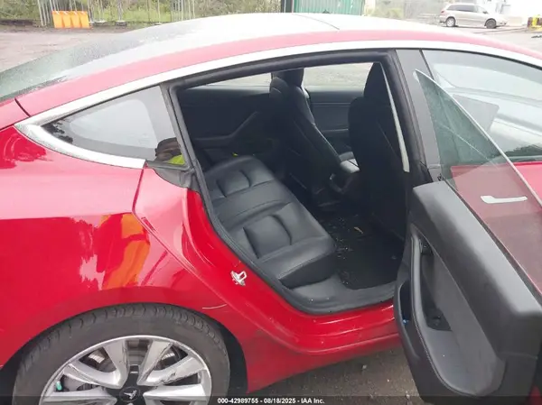 5YJ3E1EB8JF117374 2018 TESLA MODEL 3 - Image 8
