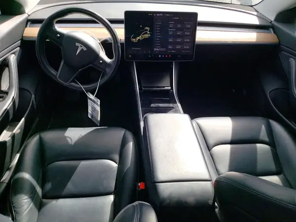 5YJ3E1EB8JF119318 2018 TESLA MODEL 3 - Image 8