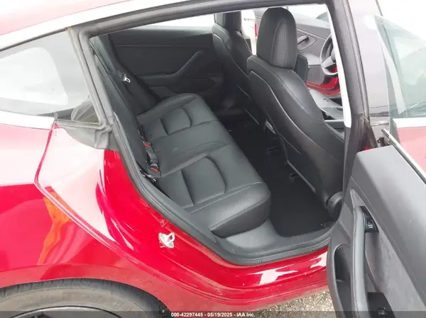 5YJ3E1EB8JF119898 2018 TESLA MODEL 3 - Image 8
