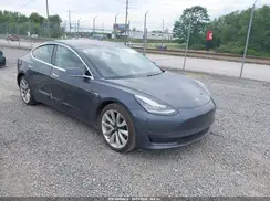 5YJ3E1EB8JF121148 2018 TESLA MODEL 3
