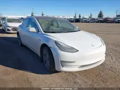 5YJ3E1EB8JF127161 2018 TESLA MODEL 3