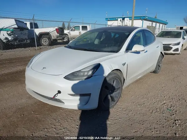 5YJ3E1EB8JF127161 2018 TESLA MODEL 3 - Image 2