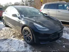 5YJ3E1EB8JF127371 2018 TESLA MODEL 3