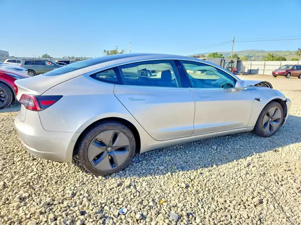 2018 TESLA MODEL 3 COPART lot 48210796 auction photo 3