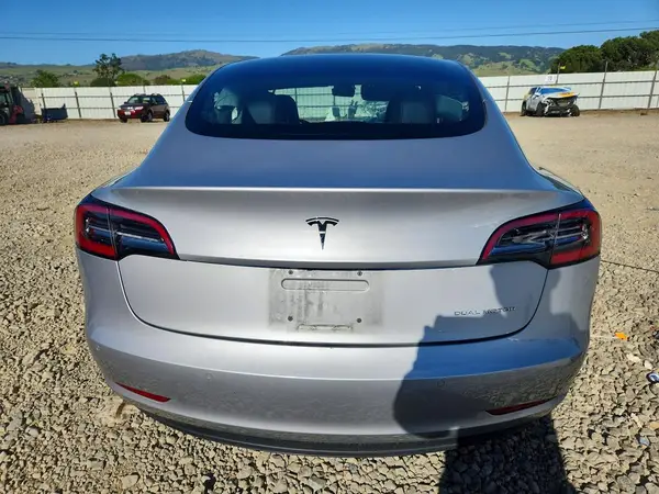 2018 TESLA MODEL 3 COPART lot 48210796 auction photo 6
