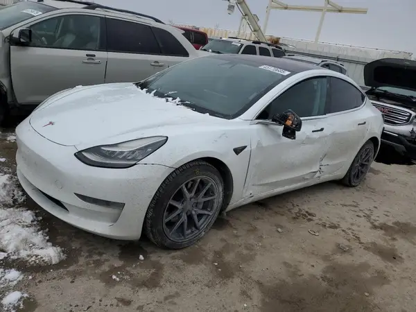 5YJ3E1EB8JF131131 2018 TESLA MODEL 3 - Image 1
