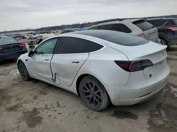 5YJ3E1EB8JF131131 2018 TESLA MODEL 3 - Image 2